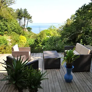 Les Fous De Bassans 3*, Poullan-sur-Mer France